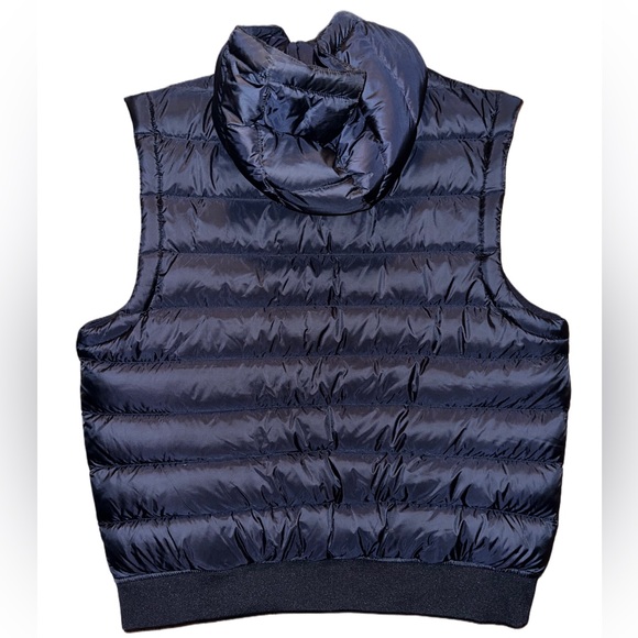 TOMMY HILFIGER VEST. SIZE X-LARGE. NAVY. EXCELLENT CONDITION. - Picture 2 of 4